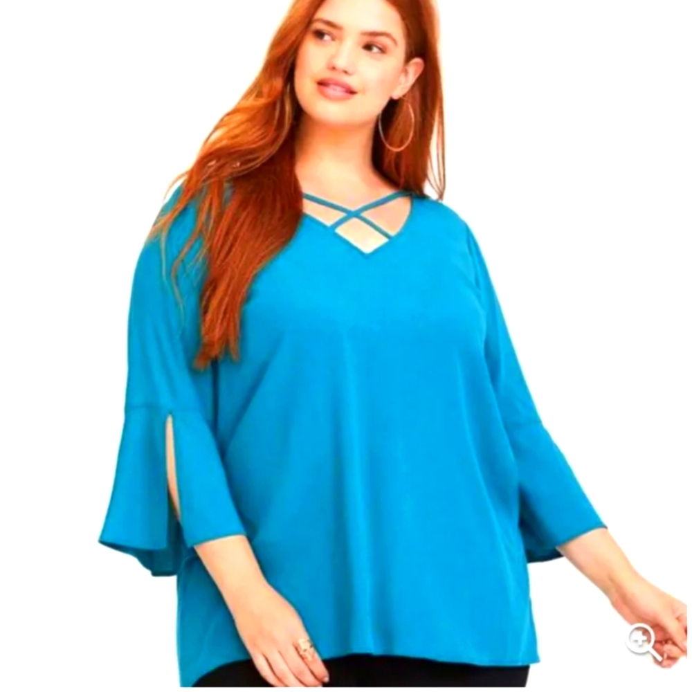 🔥 Torrid Teal Blouse